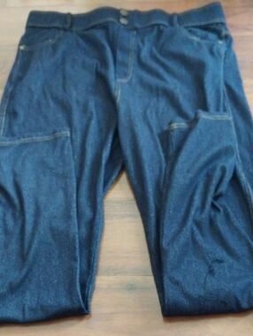 Women's Dark Blue Denim Jeans - Classic Casual Style
